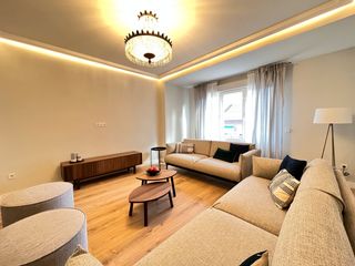 Pis  Calle de hilarión eslava. Venta de hermoso piso exterior con terraza