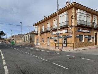 Local Comercial en Calle mayor-los dolores 65. Local comerical con supermercado en funcionamiento y licencia de