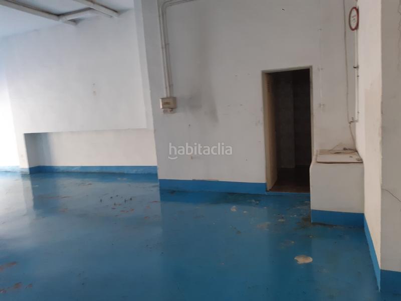 Foto b5991c08-ec9c-4f30-9ee7-23dd2b00d4f9. Local comercial en calle portichuelo 23 local comercial ( alicante ), superficie 95 metros construidos, aseo, instalaciones de alumbrado y agua. en Cox