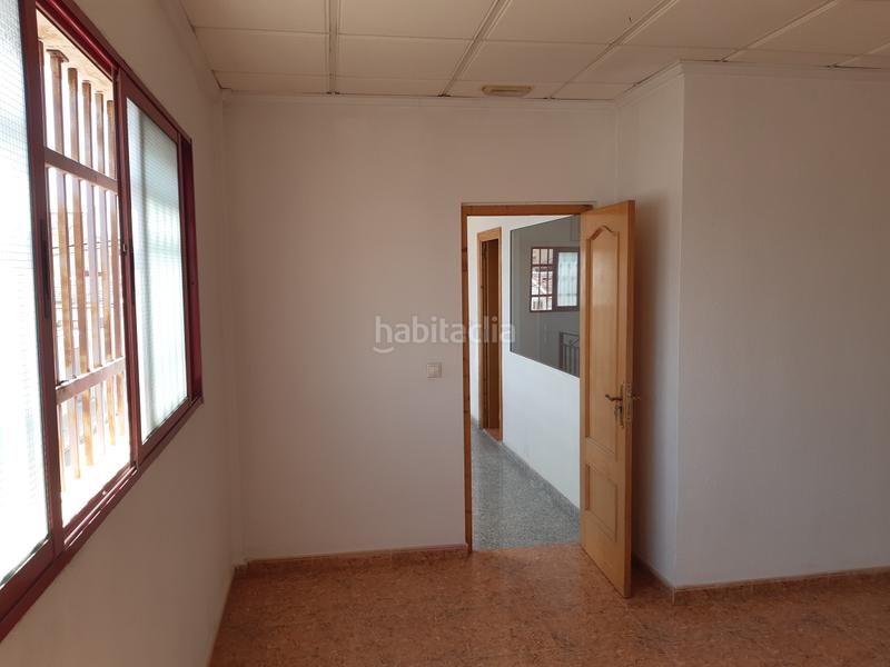 Foto 049aef3a-396d-4389-85c8-47b20f700d98. Bâtiment à usage industriel dans carrer rei jaume ii de valència 14 dans Petrer