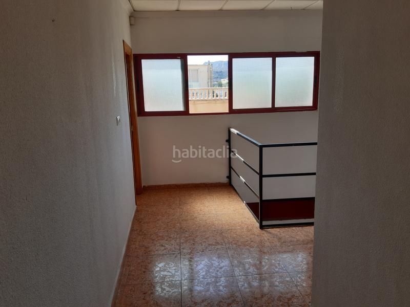 Foto 320bd124-69a2-49eb-ae25-c8d651747d04. Bâtiment à usage industriel dans carrer rei jaume ii de valència 14 dans Petrer