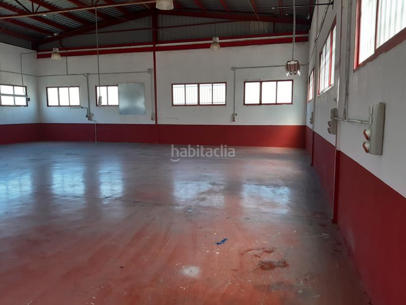 Foto 6434d557-8a5f-44d2-be96-b0f6307c6704. Bâtiment à usage industriel dans carrer rei jaume ii de valència 14 dans Petrer