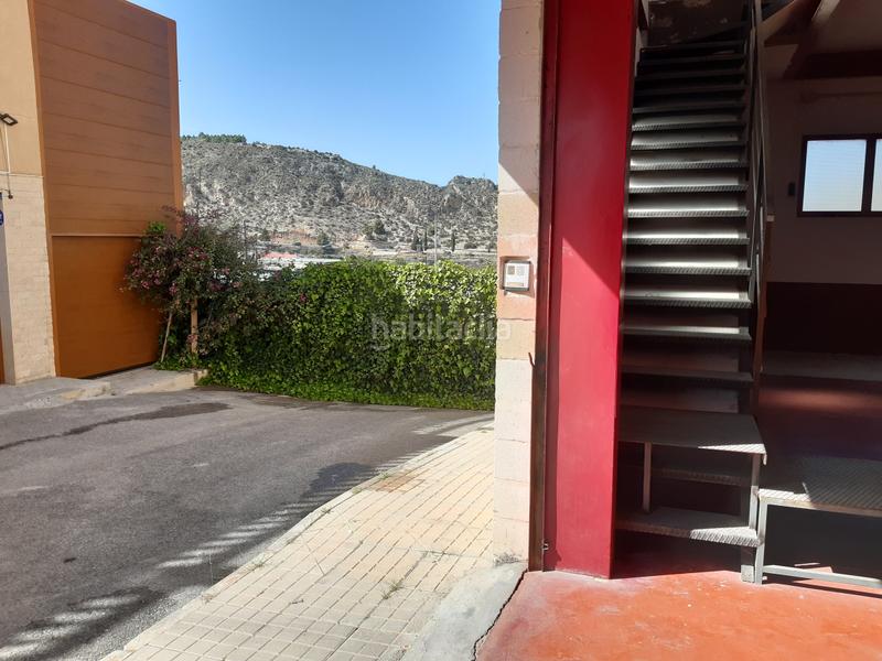 Foto 984c2103-133c-4b09-88a7-8294d027d3cd. Bâtiment à usage industriel dans carrer rei jaume ii de valència 14 dans Petrer