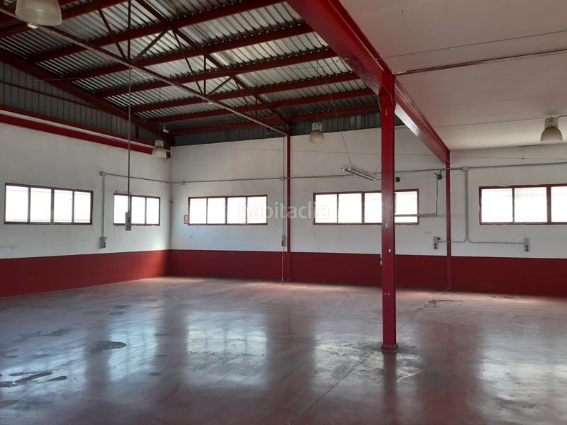 Foto 9d337ad4-21d6-4c07-bca1-54cb2f0c8573. Bâtiment à usage industriel dans carrer rei jaume ii de valència 14 dans Petrer