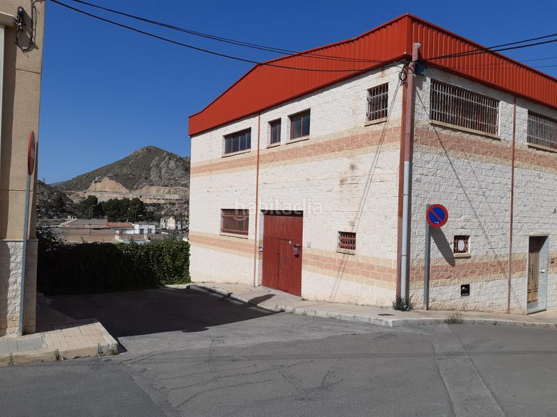 Foto ad841805-77a2-44f6-9c03-0aa305c1e893. Bâtiment à usage industriel dans carrer rei jaume ii de valència 14 dans Petrer