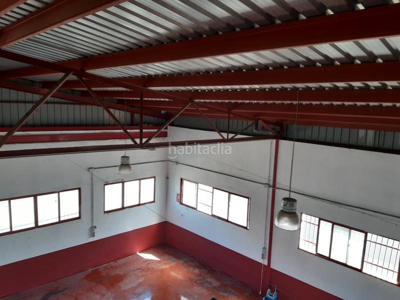 Foto b278d44a-c42c-463a-bd71-7c8aa6d88fae. Bâtiment à usage industriel dans carrer rei jaume ii de valència 14 dans Petrer