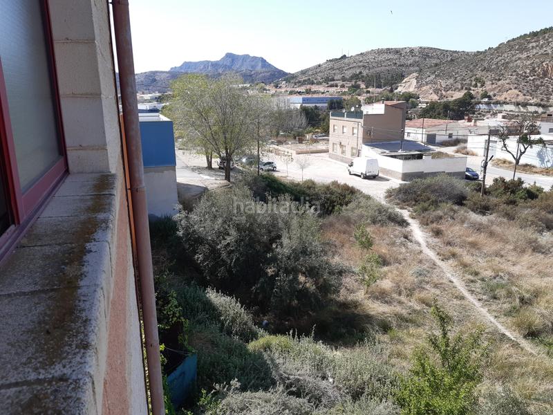 Foto beb40100-eee8-48fe-84e5-072d66da04a4. Bâtiment à usage industriel dans carrer rei jaume ii de valència 14 dans Petrer