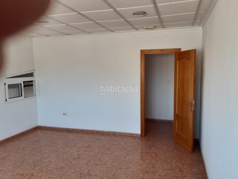 Foto e52f8fee-d13f-4f4d-bbb5-bbbfaae12056. Bâtiment à usage industriel dans carrer rei jaume ii de valència 14 dans Petrer