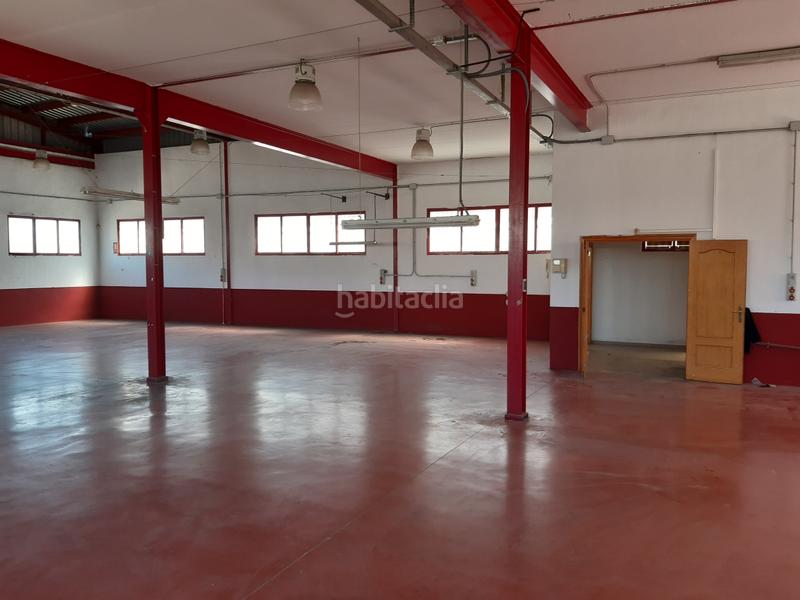 Foto fab2cb61-93af-426f-9e64-1cd3c8beb0ae. Bâtiment à usage industriel dans carrer rei jaume ii de valència 14 dans Petrer