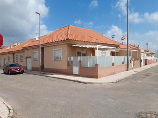 Location Maison jumelée à Calle las floreras 13. Planta baja en alquiler en los belones
