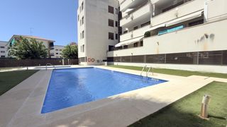 Appartement  Carrer doctor raventós. Atico con solarium y piscina y pk