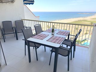 Apartment  Avinguda palfuriana. Primera linea de mar