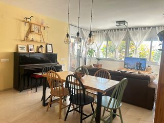 Rent Flat  Carrer de l'hospital. A partir de junio 15