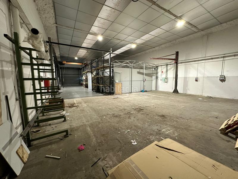 Foto 1a017cb7-05b8-47f8-833a-24d021bde5e6. Rent industrial building in Gràcia Sabadell