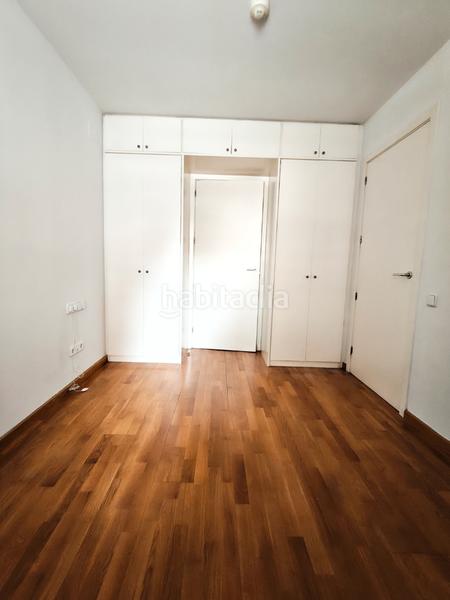 Foto 46c0b78c-8b92-4d7c-badb-93d354765106. Affitto piccolo appartamento in carrer del col·legi 41 in Terrassa
