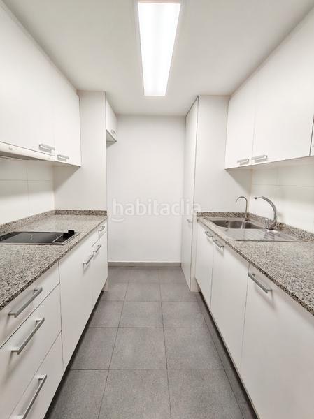 Foto 292d7284-1739-468c-9af8-8dc7fa0ed7d0. Lloguer apartament a carrer del col·legi 41 a Barri del Centre Terrassa