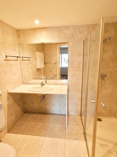 Foto 101834bd-fb2e-4c7b-bc91-64c5e6ac3f53. Location appartement dans carrer del col·legi 41 dans Terrassa