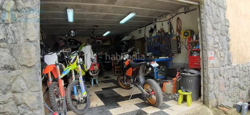 Foto eed59a99-7f58-4e48-8765-a12151f69805. Casa amb aparcament a Quintes - Arroes Villaviciosa