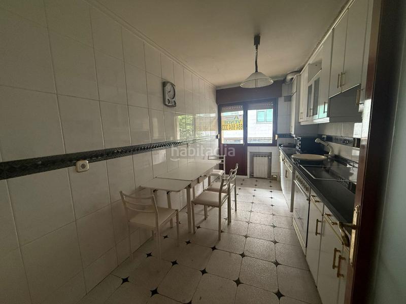 Foto 1b93cde2-dd34-4591-9b9d-18eeee50910e. Flat with heating in Centro Gijón