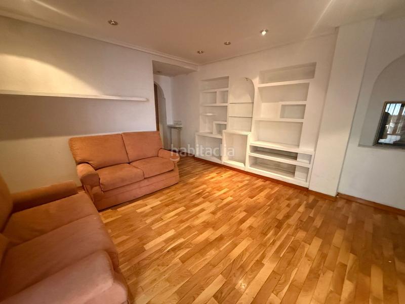 Foto 79c28fea-3712-49e0-87f6-ccb3959a2503. Flat with heating in Centro Gijón