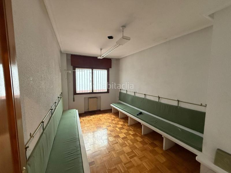 Foto fd2c7c8a-0447-4354-933e-b69adcce1e8a. Flat with heating in Centro Gijón