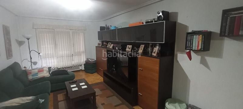 Foto 684f6959-9c1b-45dd-9a26-f08374d22c84. Piso  en venta en Centro, 3 dormitorios. en Centro Gijón