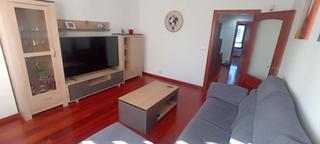 Flat in Roces. Piso en venta en periferia  roces, 2 dormitorios.