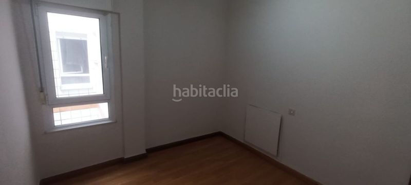 Foto 4e89ba59-af7f-43ca-9f59-2e523a8135d8. Pis amb calefacció a El Natahoyo Gijón