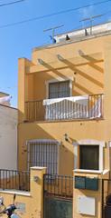 Casa aparellada a Calle diego de almagro 5a. Vivienda ocupada a la venta chipiona