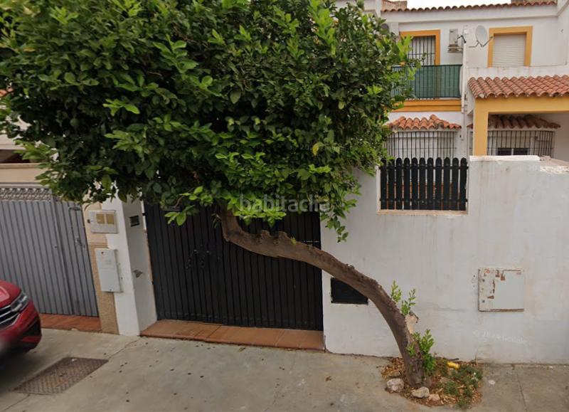 Foto 60e0e83f-ea8b-480d-9428-1a8259bce375. Casa adossada a calle torre del tajo 19 a El Rocío - La Milagrosa Jerez de la Frontera