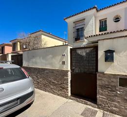 Casa adossada a Calle pinsapo 18. Venta de casa en calle pinsapo
