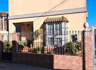 Casa a Calle teodorico 7. Venta de casa en calle teodorico