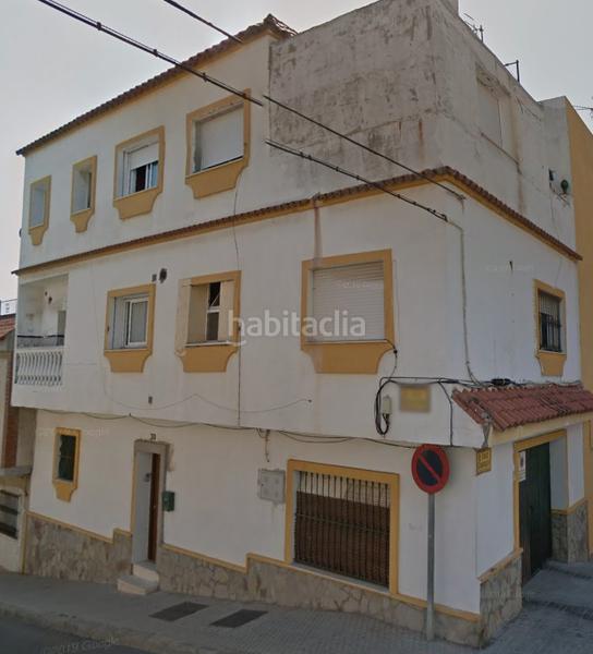 Foto 47afa34d-e0ff-4ff4-bcf4-7611f913f9ec. Casa en calle grazalema 6 casa en venta en calle grazalema en Algeciras