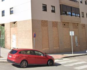 Local Comercial en Calle ana parrilla 2. Venta de local comercial en c/ ana parrila