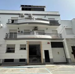 Pis  Calle félix rodríguez de la fuente 63. Venta de piso alquilado
