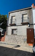 Casa a Calle hermanos machado 8. Venta de casa en villmartin