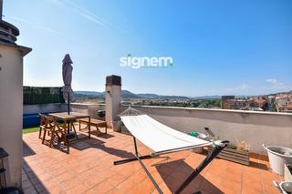 Dúplex  Francesc moragas. Fantástico y único dúplex en manresa de 118m2, gran terraza, pk