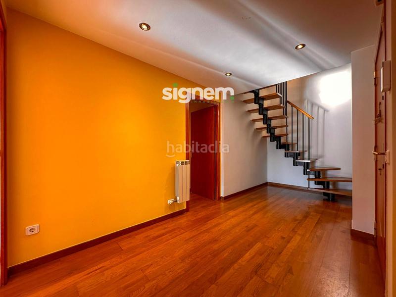 Foto 27f8b6e3-0d01-4f63-b5f2-304c3fee0f9a. Dúplex amb calefacció aparcament a Poble Nou Manresa