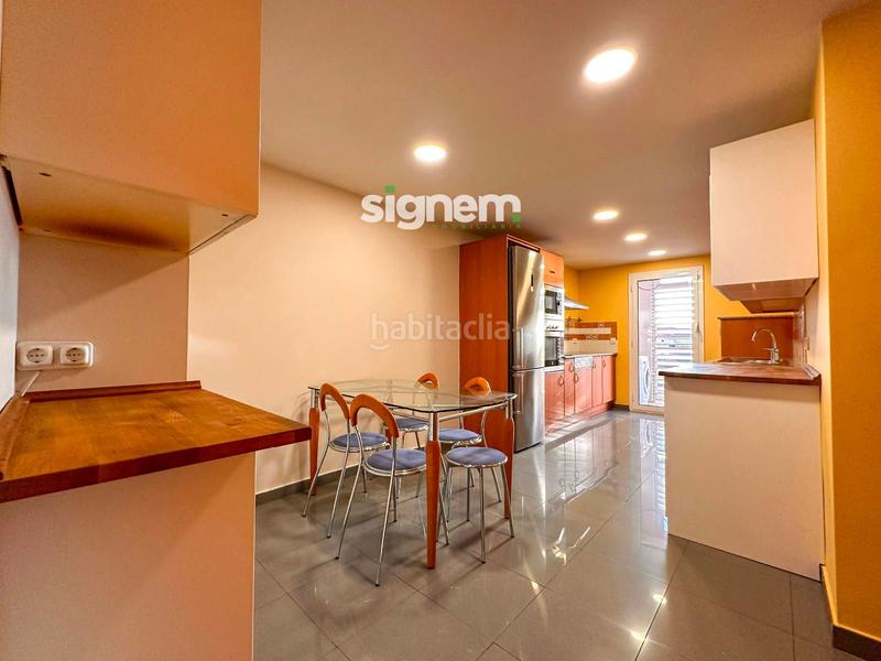 Foto 394db3ed-c4c4-4477-99a3-b99e4c532326. Dúplex amb calefacció aparcament a Poble Nou Manresa