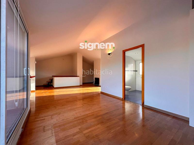 Foto 4cb56a68-1f72-46b1-9138-04e59e9caece. Dúplex amb calefacció aparcament a Poble Nou Manresa