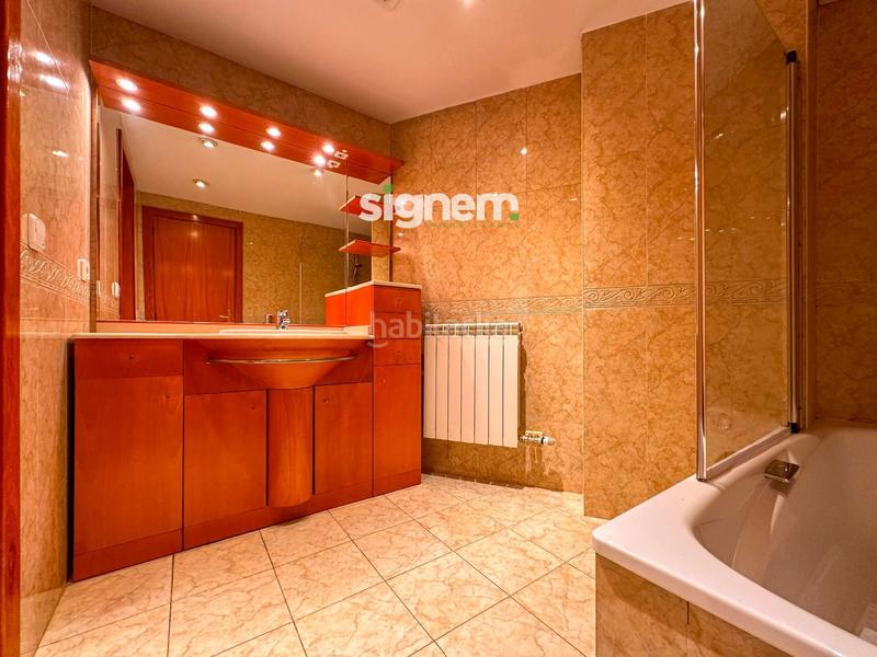 Foto 5f1840cf-b0d8-4072-9b06-c6f4d38946ba. Dúplex amb calefacció aparcament a Poble Nou Manresa