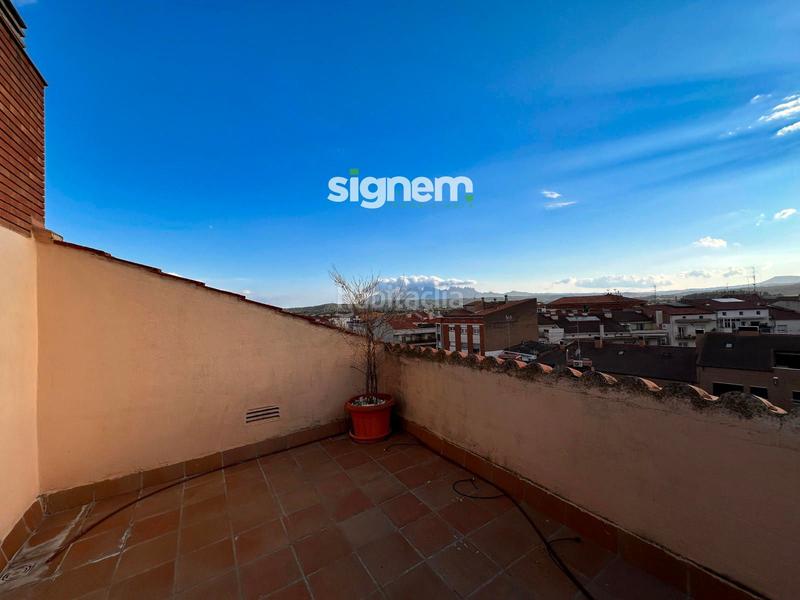 Foto bb397bc4-5556-4122-a86d-c0e695a80ca2. Dúplex amb calefacció aparcament a Poble Nou Manresa