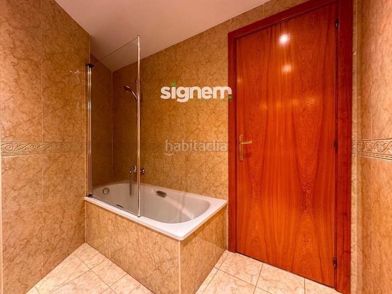 Foto bd489125-56cf-4966-886a-f62eb6bc4c28. Dúplex amb calefacció aparcament a Poble Nou Manresa