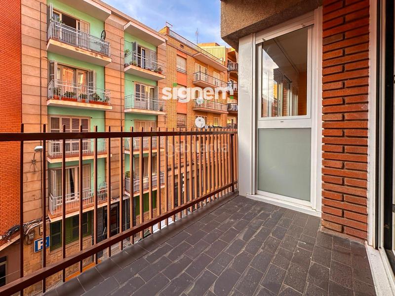 Foto f02bf36a-2912-49e8-b527-fd5f420221d4. Pis amb calefacció a Plaça Catalunya Manresa