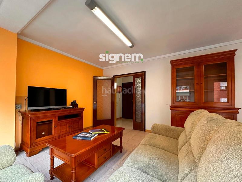 Foto f7ebf3c2-d1fd-4771-a2ab-e6a0a0b506b9. Pis amb calefacció a Plaça Catalunya Manresa