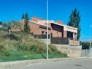 Chalet  Major. Espacio y  potencial ilimitado casa de 277 m con jardín y garaje