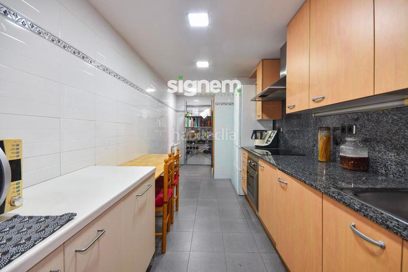 Foto 8f668aea-ce6c-4a04-9121-5e829a5d9870. Pis amb calefacció aparcament a bases de Manresa - carretera de santpedor Manresa