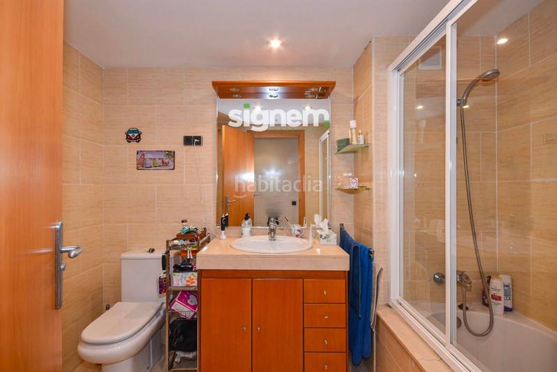 Foto b8dd18d2-03f9-46ab-ba50-0c53bec304cf. Pis amb calefacció aparcament a bases de Manresa - carretera de santpedor Manresa