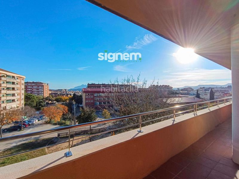 Foto f5cd03e3-18db-4899-a111-ce2ee3ed2b6d. Pis amb calefacció aparcament a bases de Manresa - carretera de santpedor Manresa