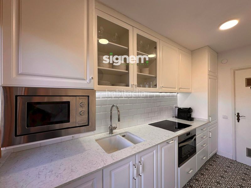 Foto 75ff9d38-bd9e-47cb-9194-1fd15994100d. Rent flat with heating parking in Alp